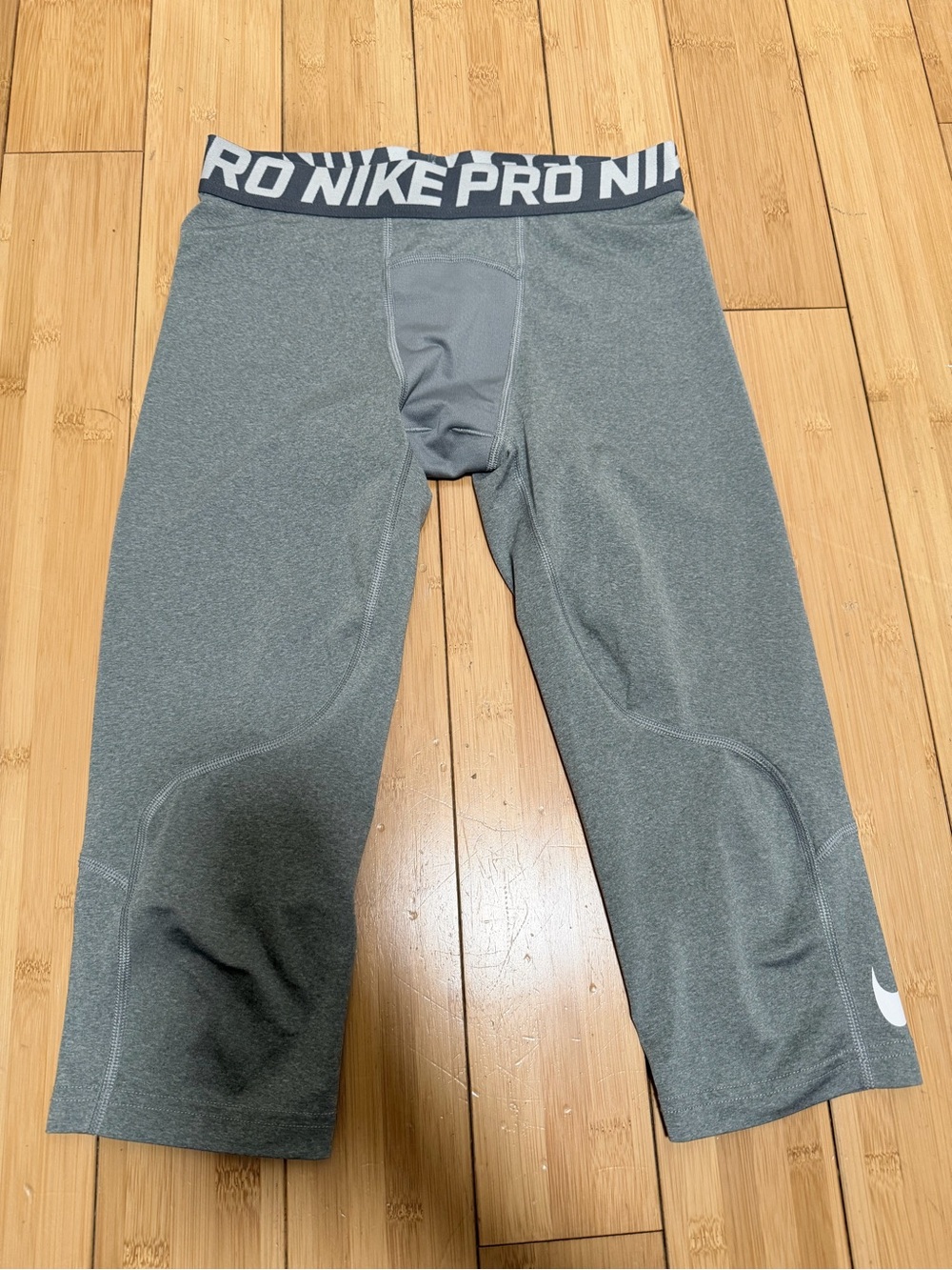 Youth Boy’s Nike Gray Performance 3/4 Compression Tights
